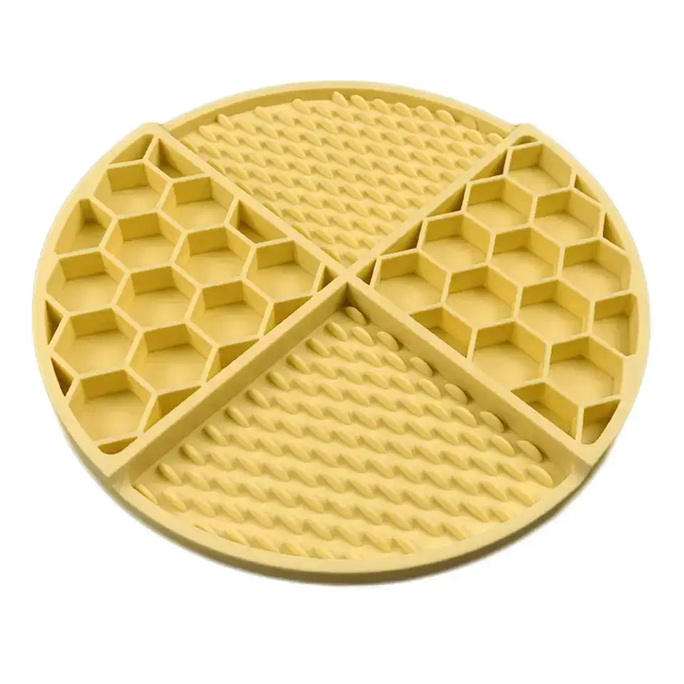 Lick Mat / Banana Yellow